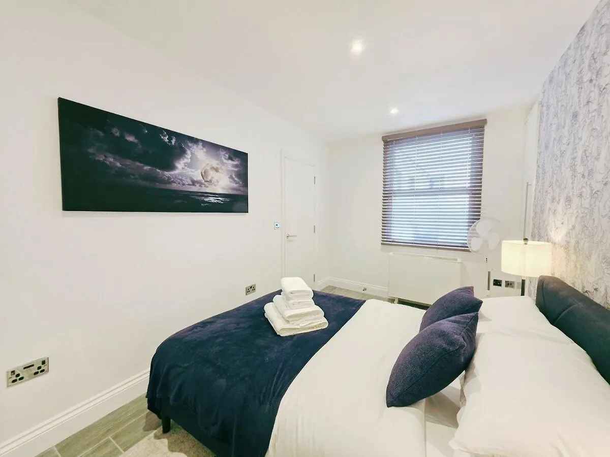 Apartment In Brighton And Hove