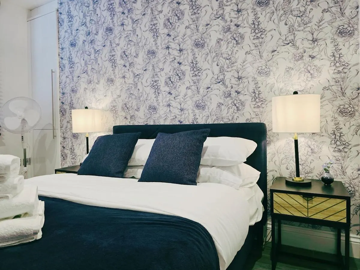 Apartment In Brighton And Hove