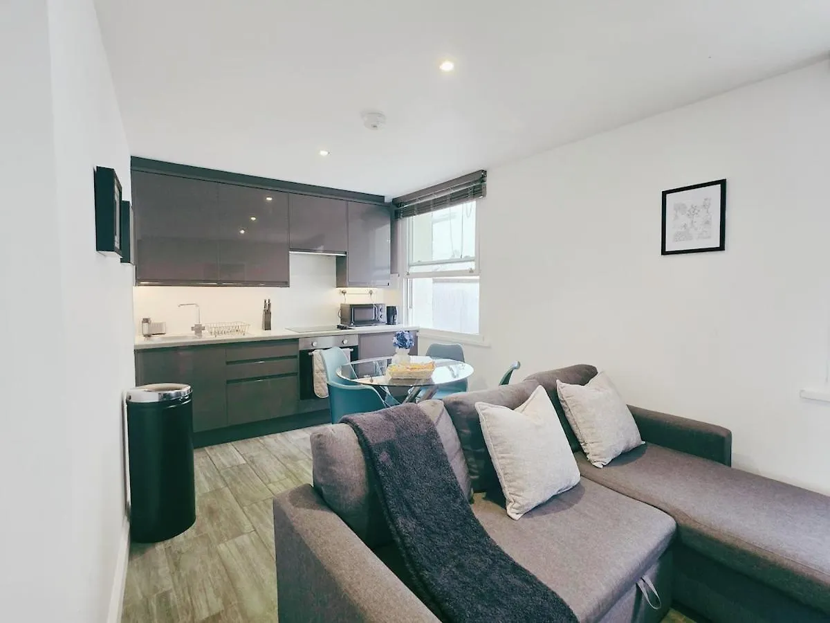 Apartment In Brighton And Hove