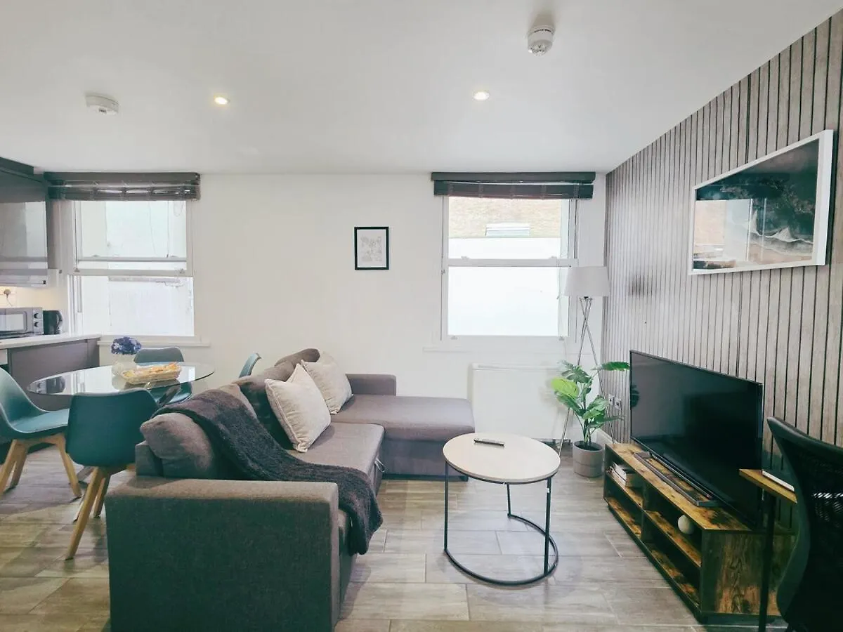 Apartment In Brighton And Hove
